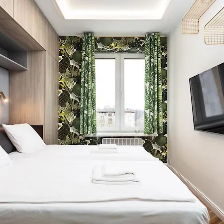 Apartment Verdant Oasis - Old Town - By Upstairs