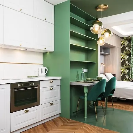 Daire Verdant Oasis - Old Town - By Upstairs