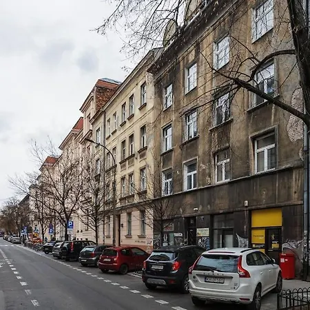 Verdant Oasis - Old Town - By Upstairs