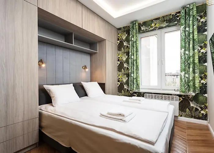 Verdant Oasis - Old Town - By Upstairs شقة *