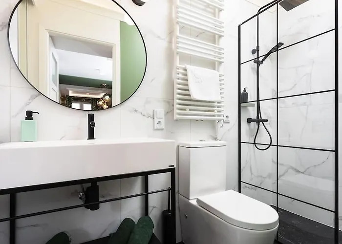 شقة Verdant Oasis - Old Town - By Upstairs كراكوفيا